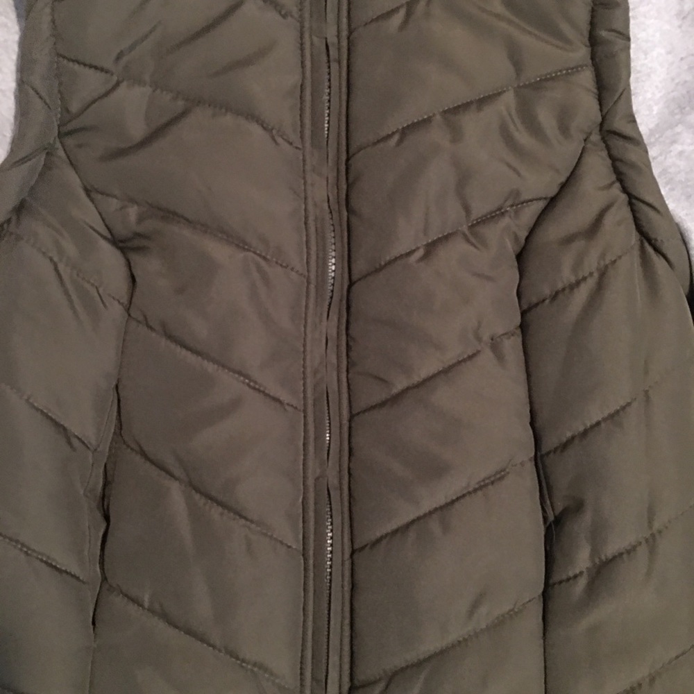 Hooded Jacket - Picture 6 of 7